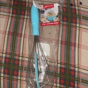 Gia’s Kitchen 2-in-1 Scraper Whisk